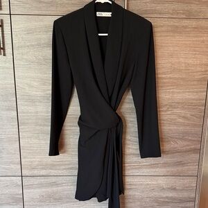 Zara Elegant Black Long Sleeve Dress